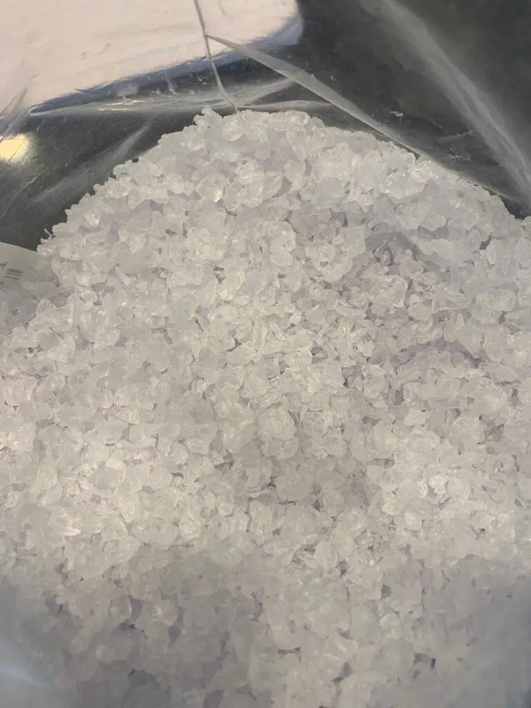 廃プラスチック PC（ポリカーボネート）透明粉砕品