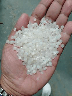 廃プラスチック LDPE再生ペレット ナチュラルPA5％入り
